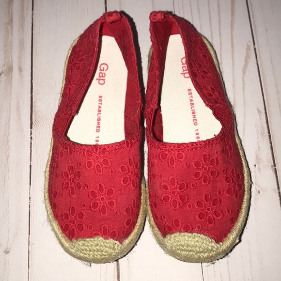 Girls Red Gap Espadrilles. Size 10 - Picture 1 of 5